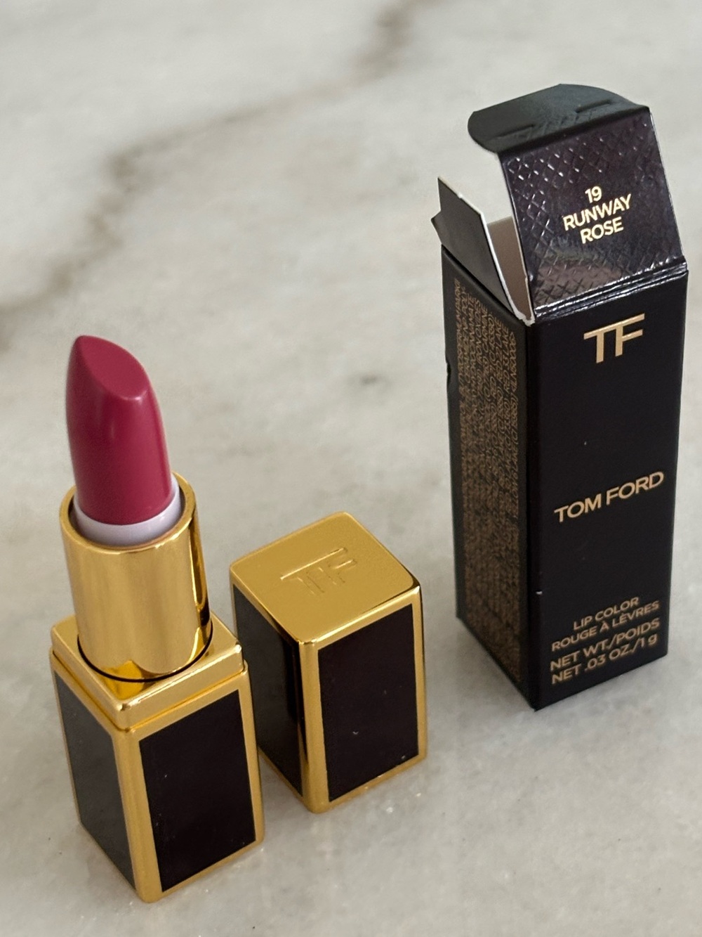TOM FORD Lipstick with Hydrating, 12H longwear RUNWAY ROSE| NIB
